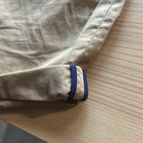 Fred Perry shorts in tan size 34” - Picture 2 of 7